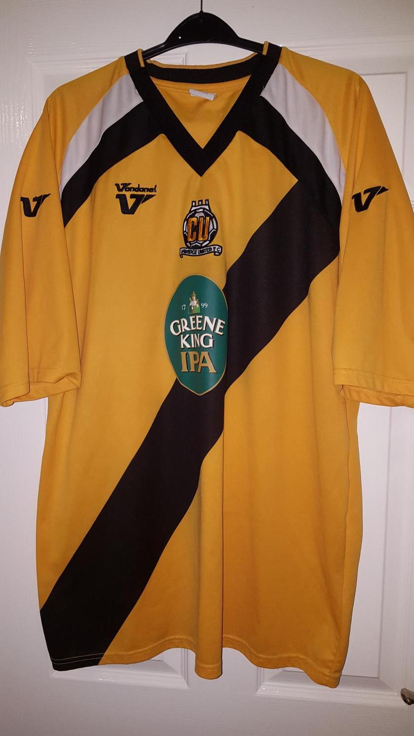 maillot équipe de cambridge united domicile 2009-2010 rétro