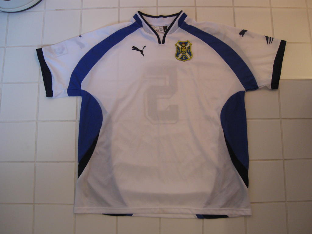 maillot équipe de cd tenerife domicile 2000-2001 pas cher