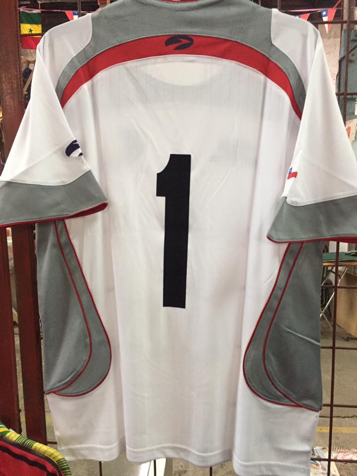 maillot équipe de chili gardien 2007-2009 pas cher maillot équipe de chili gardien 2007-2009 pas cher