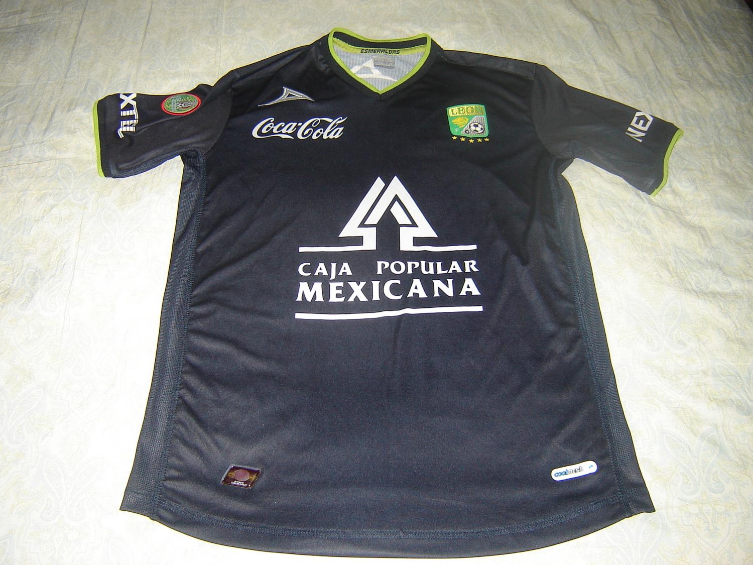 maillot équipe de club león third 2011-2012 rétro
