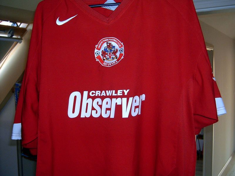 maillot équipe de crawley town fc domicile 2005-2006 rétro