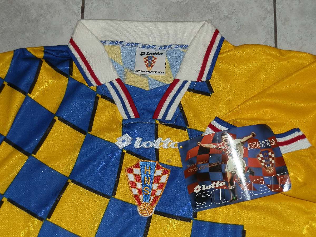 maillot équipe de croatie gardien 1998-2000 pas cher maillot équipe de croatie gardien 1998-2000 pas cher