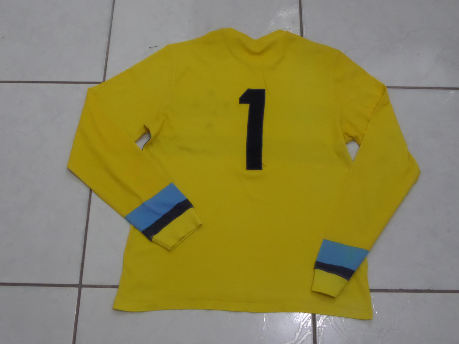 maillot équipe de cruzeiro ec gardien 1976 rétro maillot équipe de cruzeiro ec gardien 1976 rétro