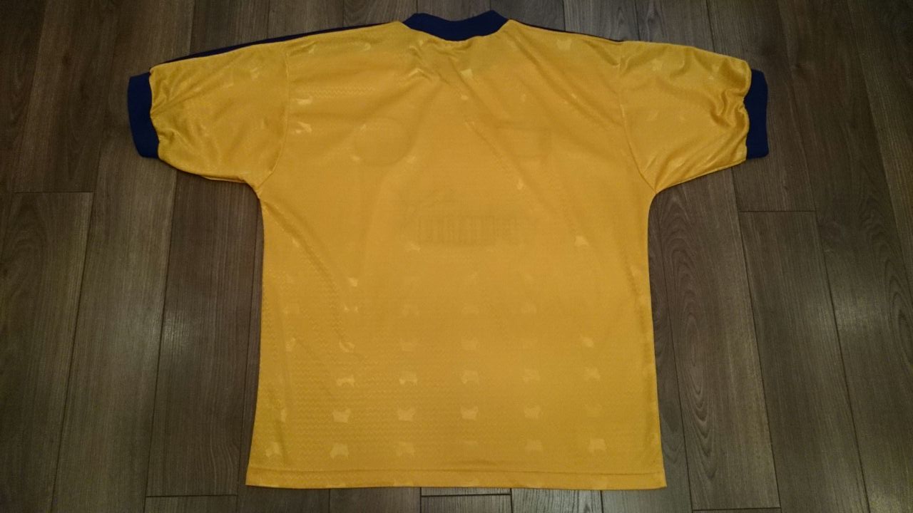 maillot équipe de derby county fc exterieur 1997-1998 rétro maillot équipe de derby county fc exterieur 1997-1998 rétro