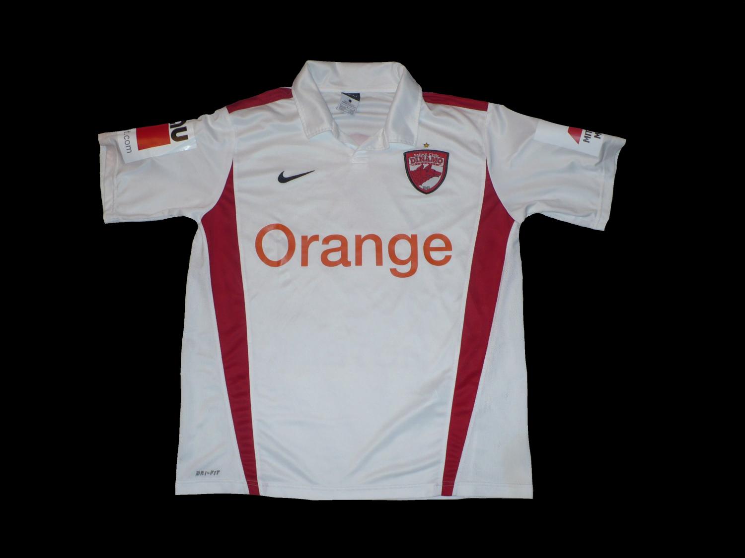 maillot équipe de dinamo bucarest exterieur 2010-2011 pas cher