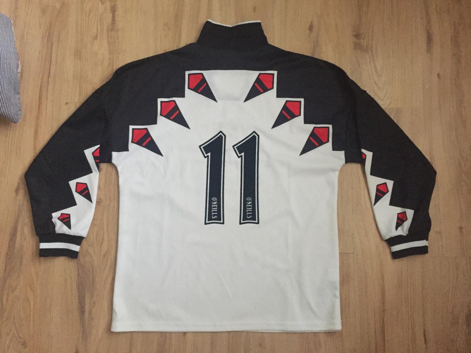 maillot équipe de dundalk fc domicile 2001-2002 rétro