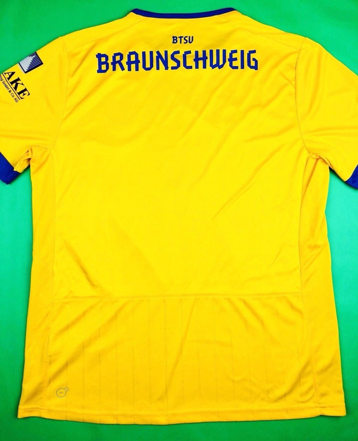 maillot équipe de eintracht brunswick domicile 2012-2013 pas cher maillot équipe de eintracht brunswick domicile 2012-2013 pas cher