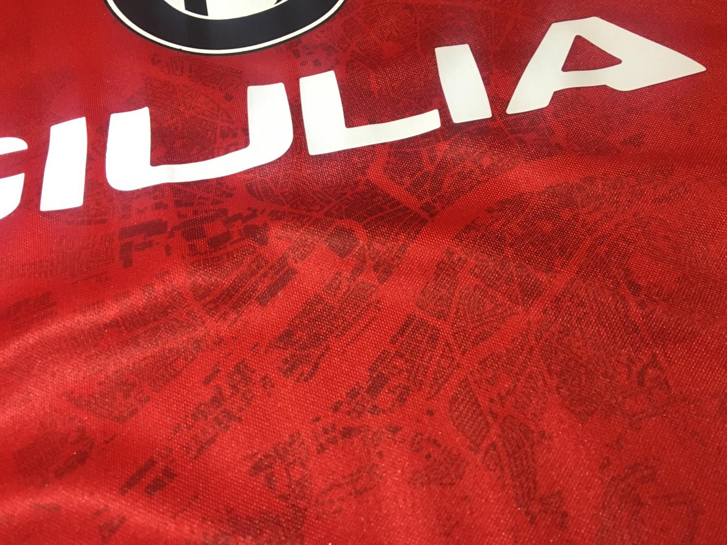maillot équipe de eintracht francfort particulier 2016 pas cher maillot équipe de eintracht francfort particulier 2016 pas cher