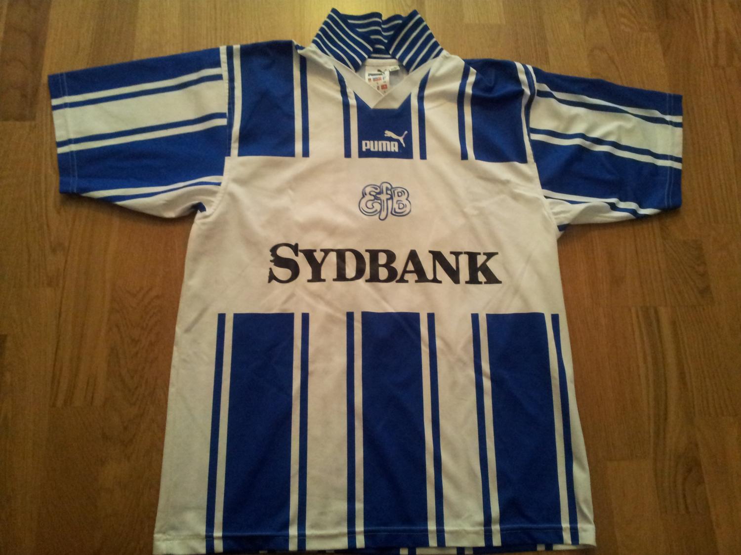 maillot équipe de esbjerg fb domicile 2001-2002 rétro