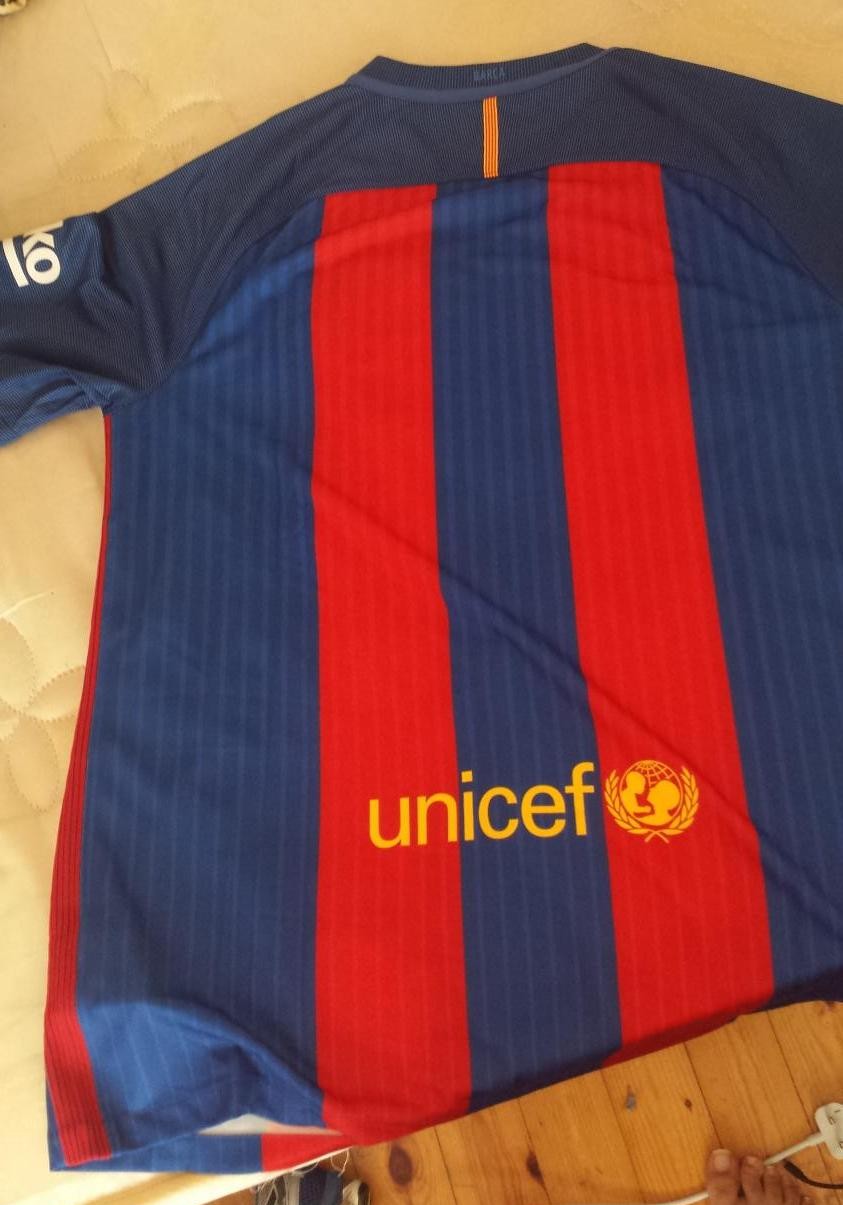 maillot équipe de fc barcelone domicile 2016-2017 pas cher maillot équipe de fc barcelone domicile 2016-2017 pas cher