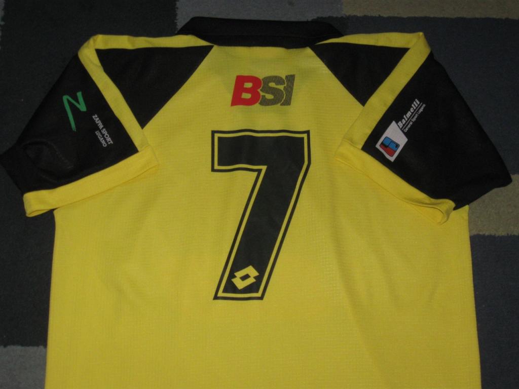 maillot équipe de fc lugano exterieur 1997-1998 rétro maillot équipe de fc lugano exterieur 1997-1998 rétro