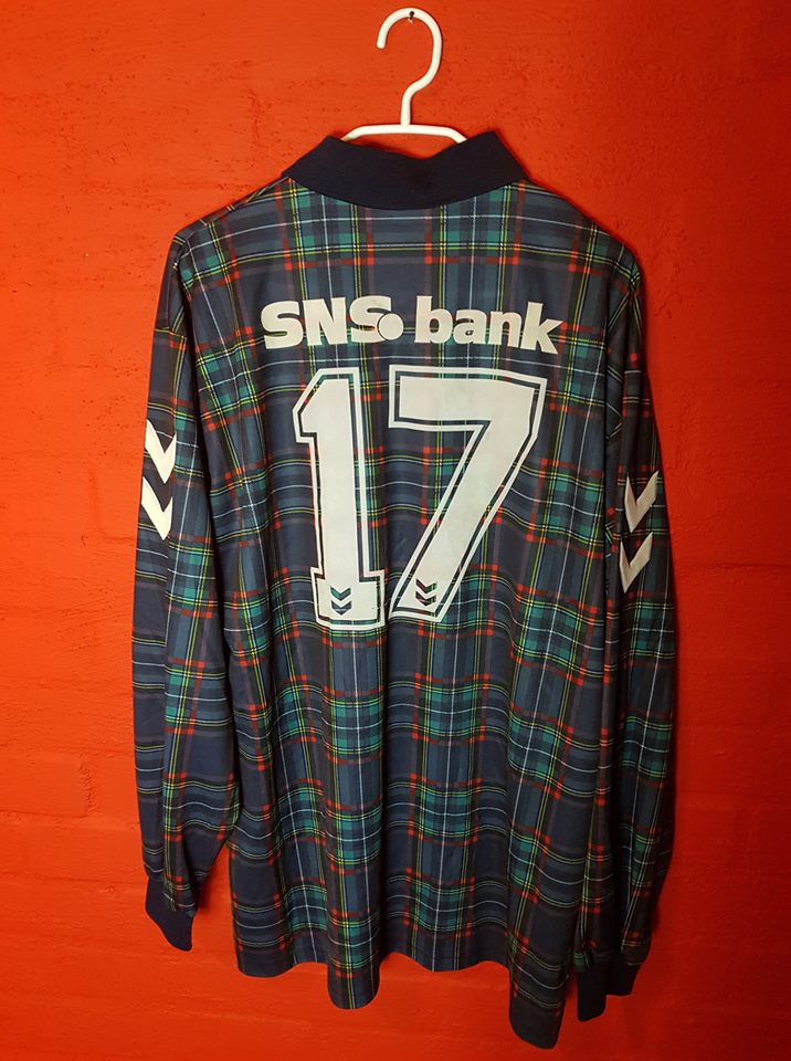 maillot équipe de fc twente gardien 1994-1995 pas cher maillot équipe de fc twente gardien 1994-1995 pas cher