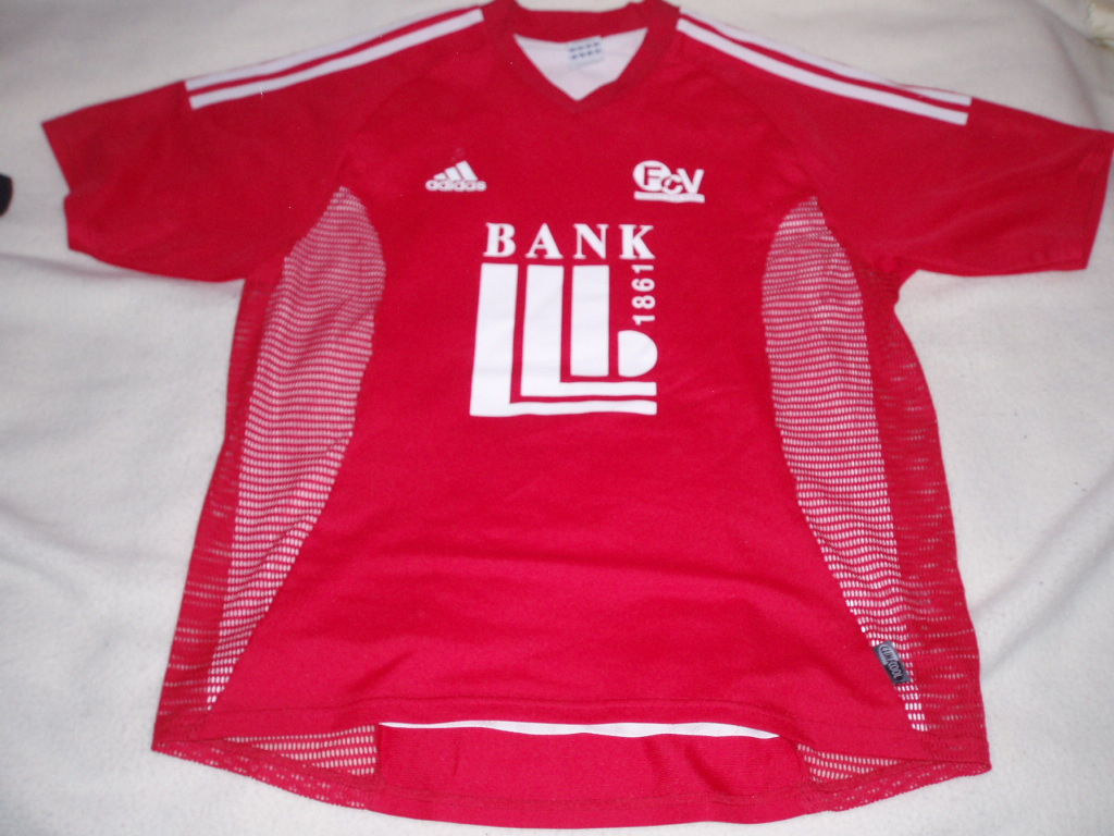 maillot équipe de fc vaduz domicile 2001-2002 rétro