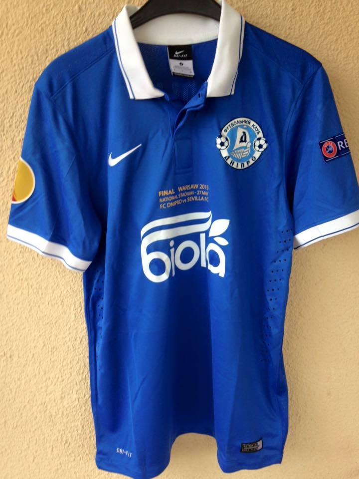 maillot équipe de fk dnipro domicile 2014-2015 rétro