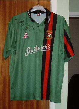 maillot équipe de glentoran domicile 1998-1999 rétro