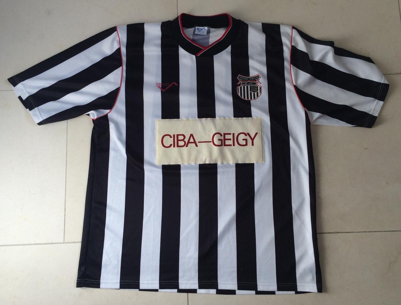 maillot équipe de grimsby town fc domicile 1990-1991 rétro