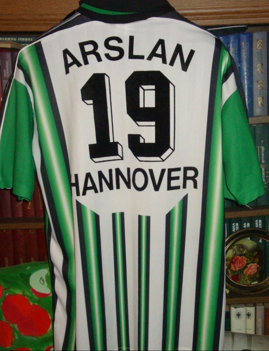 maillot équipe de hannover 96 exterieur 1999-2000 pas cher maillot équipe de hannover 96 exterieur 1999-2000 pas cher