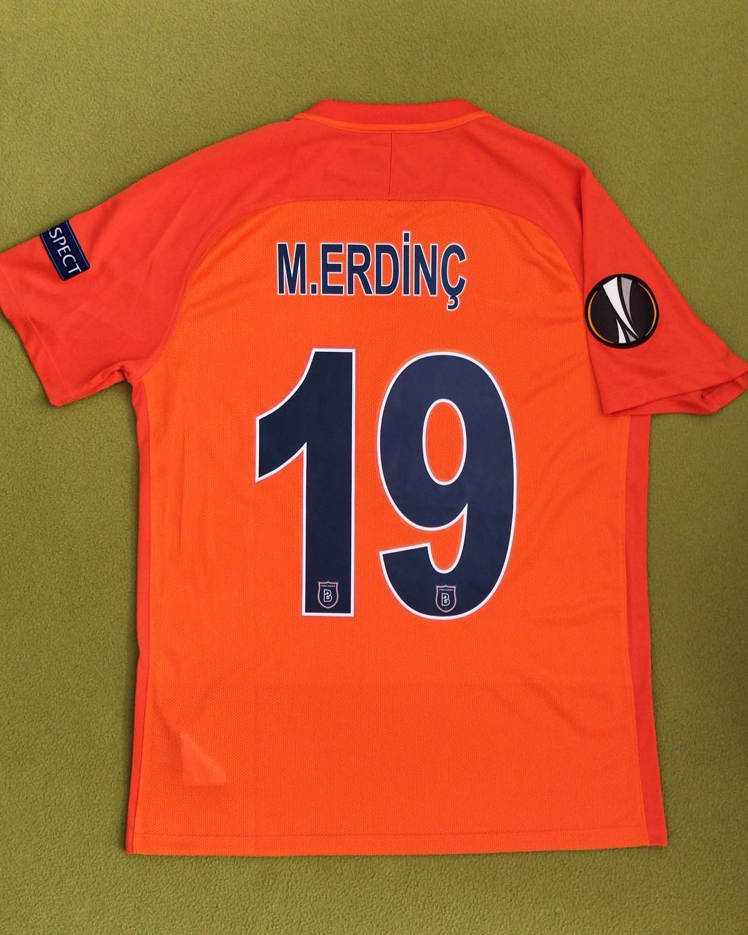 maillot équipe de İstanbul başakşehir domicile 2017-2018 pas cher