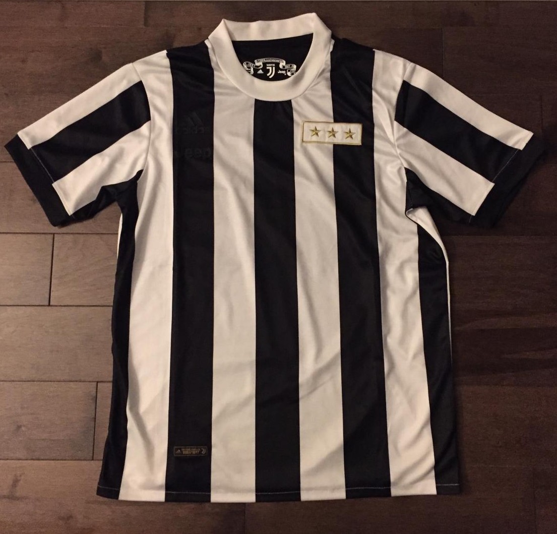 maillot équipe de juventus fc particulier 2017-2018 pas cher