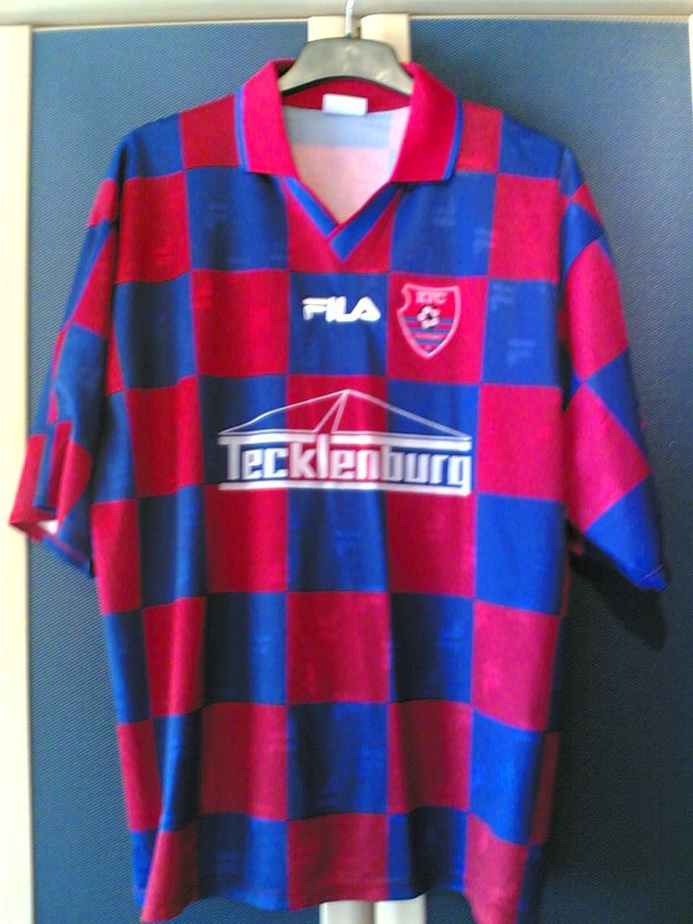 maillot équipe de kfc uerdingen 05 domicile 2001-2002 pas cher