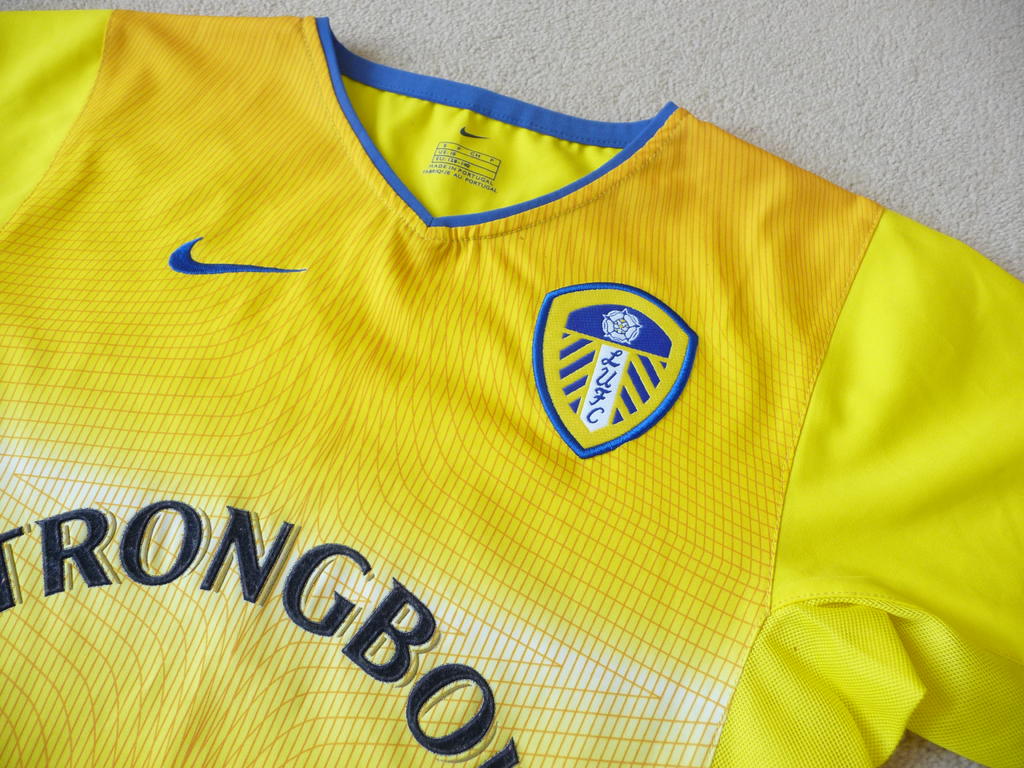 maillot équipe de leeds united exterieur 2002-2004 pas cher