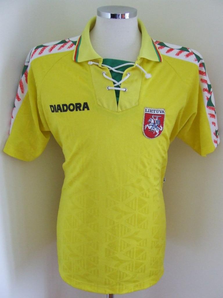 maillot équipe de lituanie domicile 1996-1998 rétro