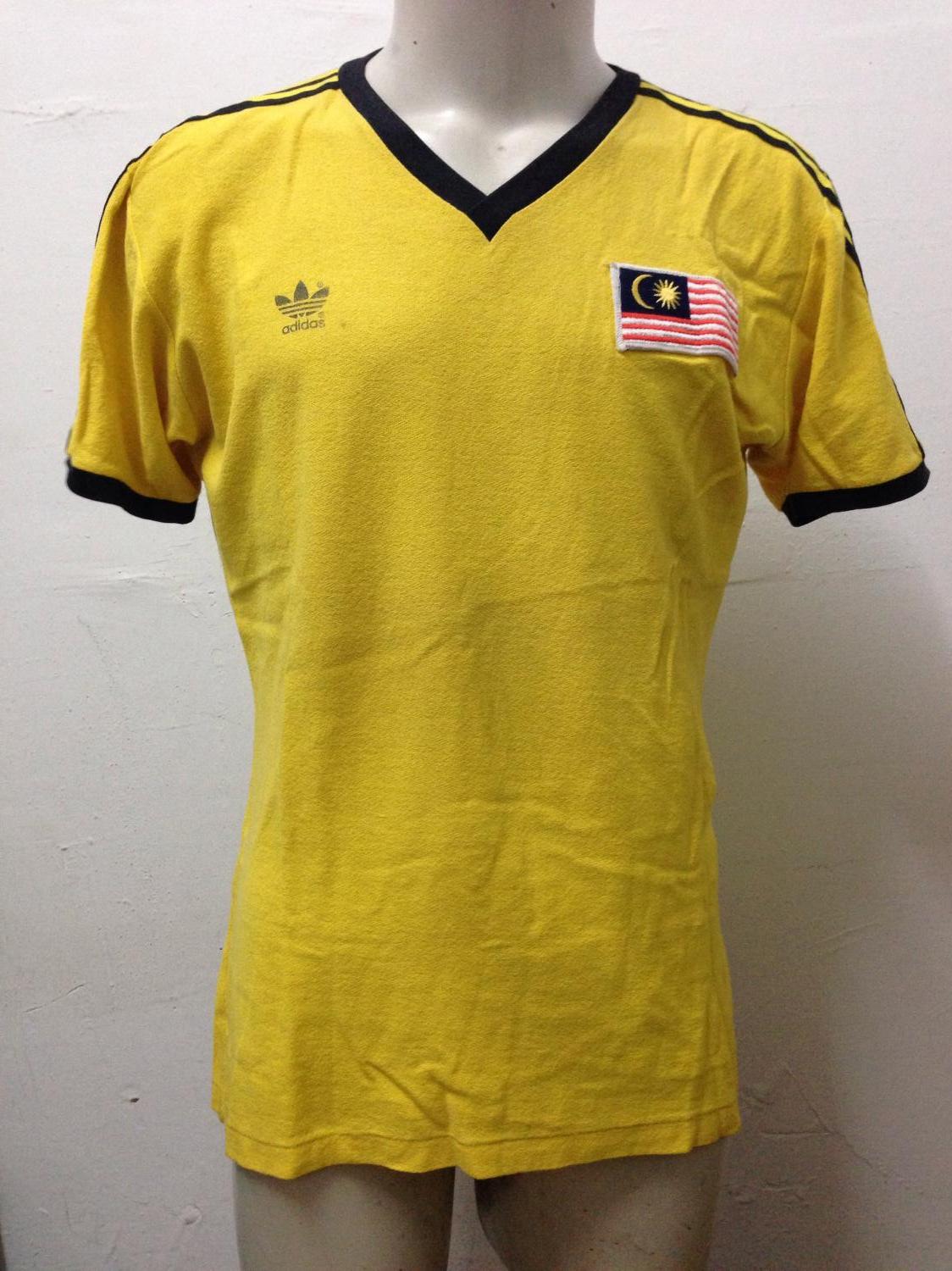 maillot équipe de malaisie domicile 1989 pas cher