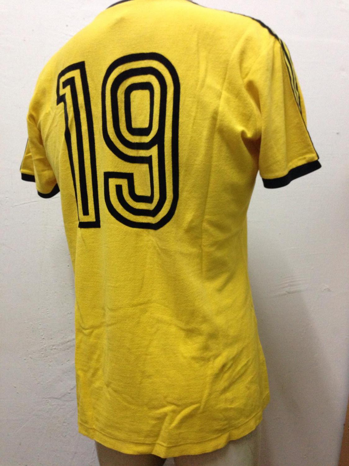 maillot équipe de malaisie domicile 1989 pas cher maillot équipe de malaisie domicile 1989 pas cher