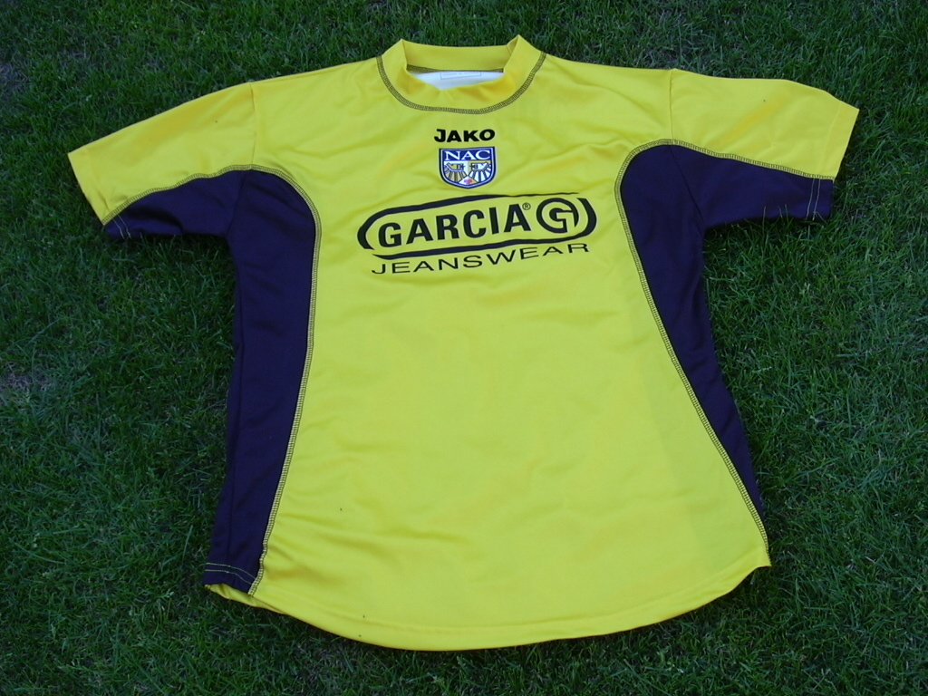 maillot équipe de nac breda domicile 2002-2003 rétro