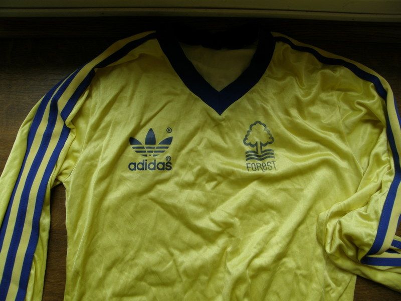 maillot équipe de nottingham forest exterieur 1977-1980 pas cher