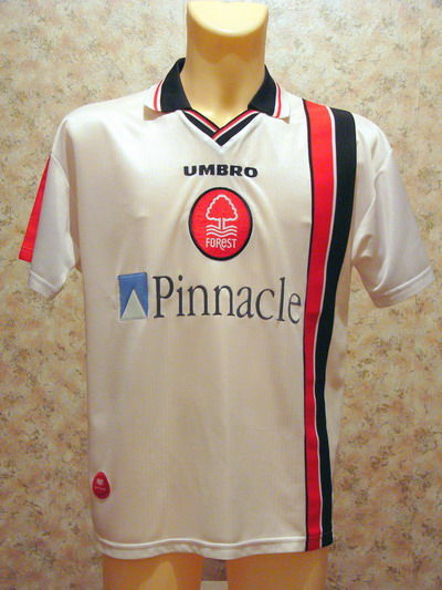 maillot équipe de nottingham forest exterieur 1997-1999 pas cher