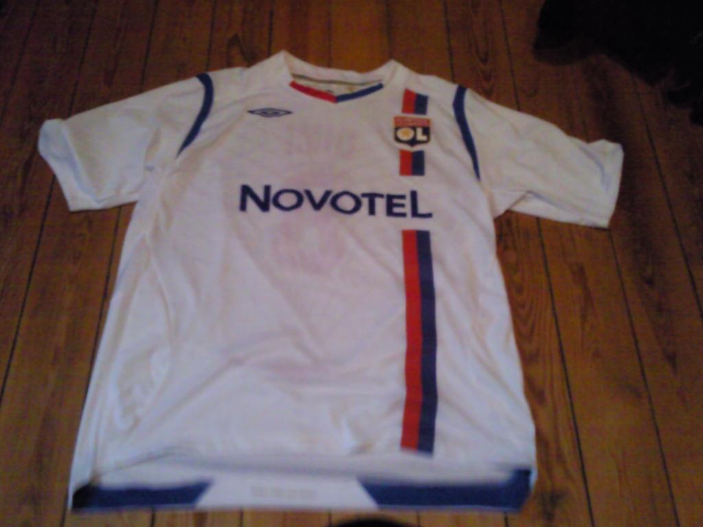 maillot équipe de ol domicile 2008-2009 rétro