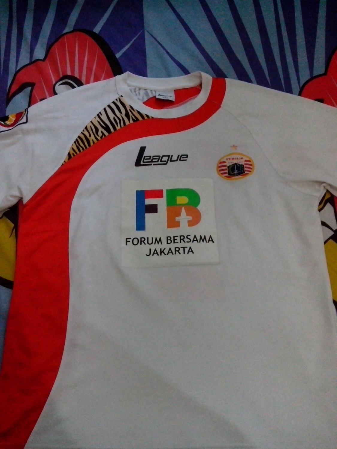 maillot équipe de persija jakarta third 2011-2012 rétro