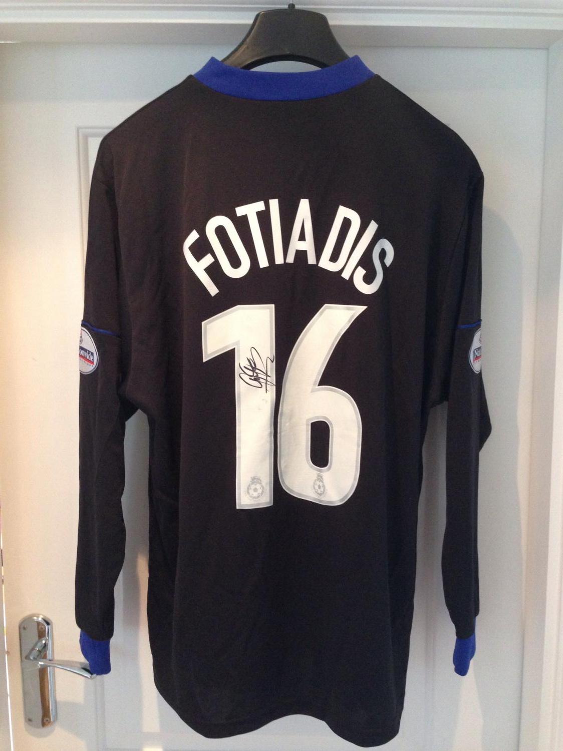 maillot équipe de peterborough united exterieur 2003-2004 pas cher maillot équipe de peterborough united exterieur 2003-2004 pas cher