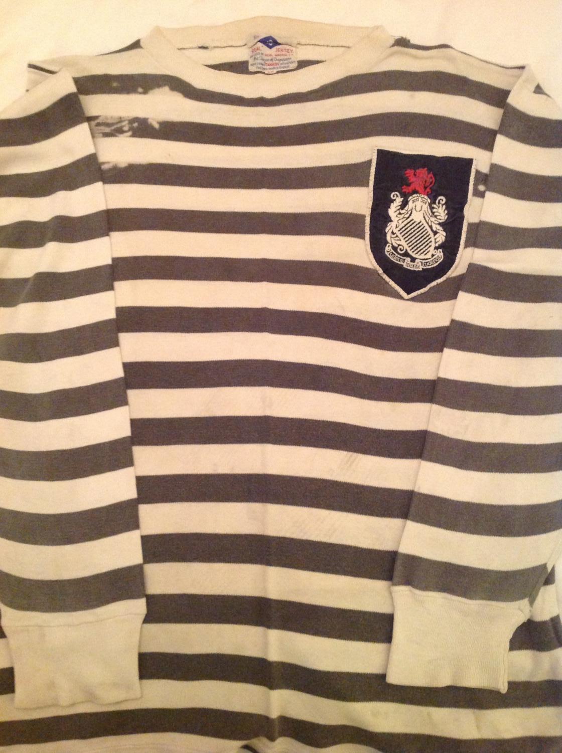 maillot équipe de queen's park fc domicile 1966-1971 rétro