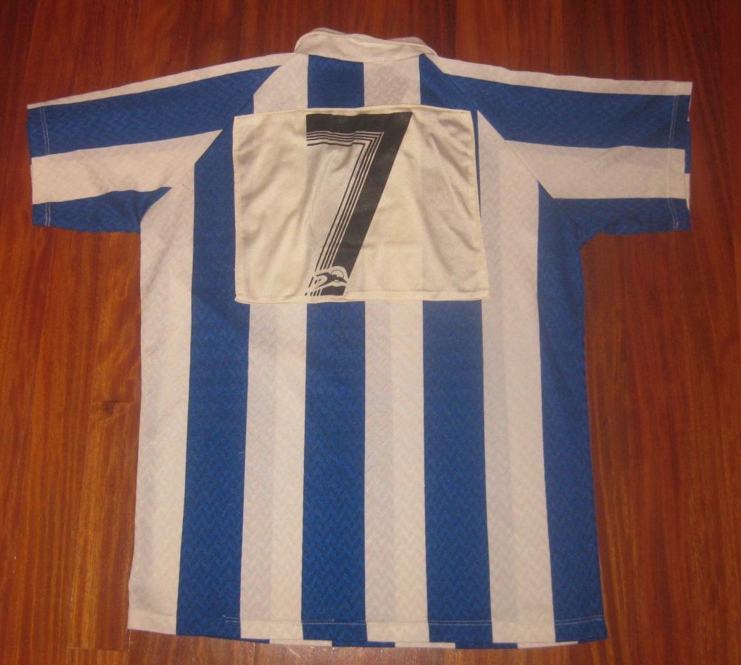maillot équipe de real sociedad domicile 1988-1989 rétro maillot équipe de real sociedad domicile 1988-1989 rétro