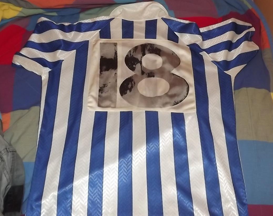maillot équipe de real sociedad domicile 1990-1991 pas cher maillot équipe de real sociedad domicile 1990-1991 pas cher