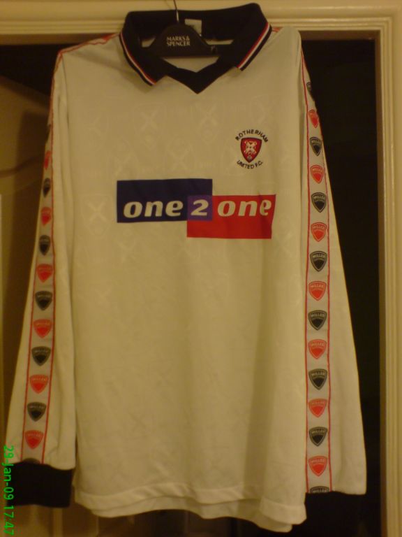 maillot équipe de rotherham united fc exterieur 1999-2000 rétro