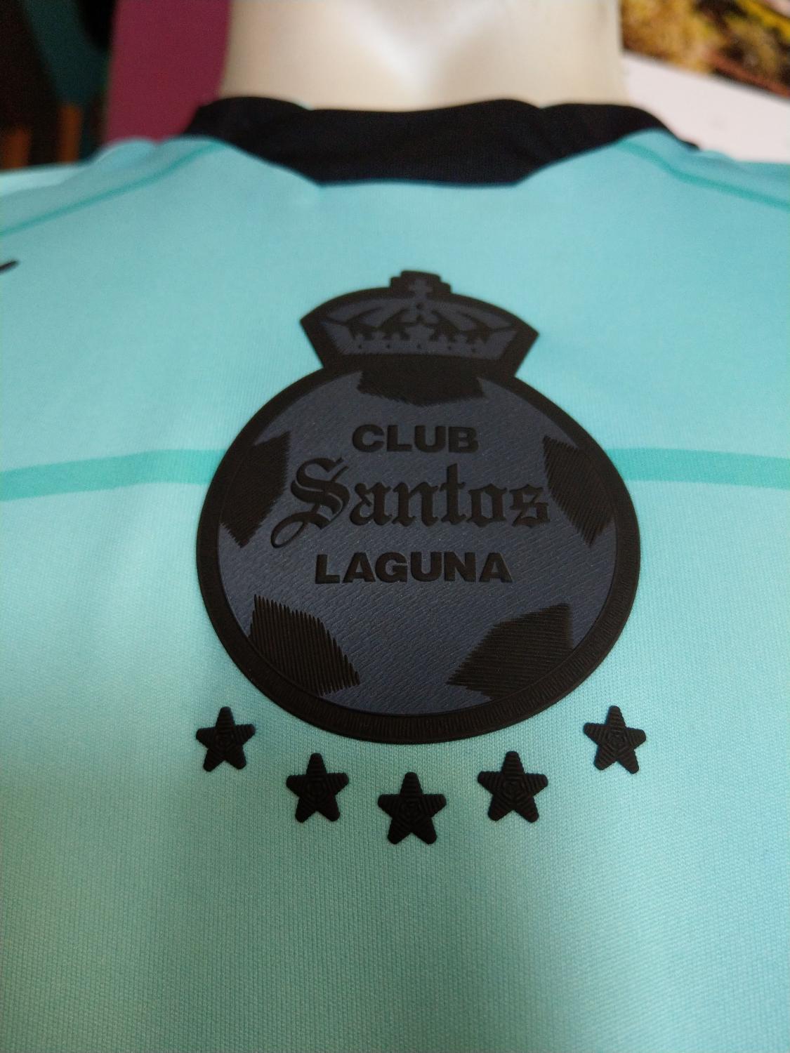 maillot équipe de santos laguna third 2017-2018 rétro maillot équipe de santos laguna third 2017-2018 rétro