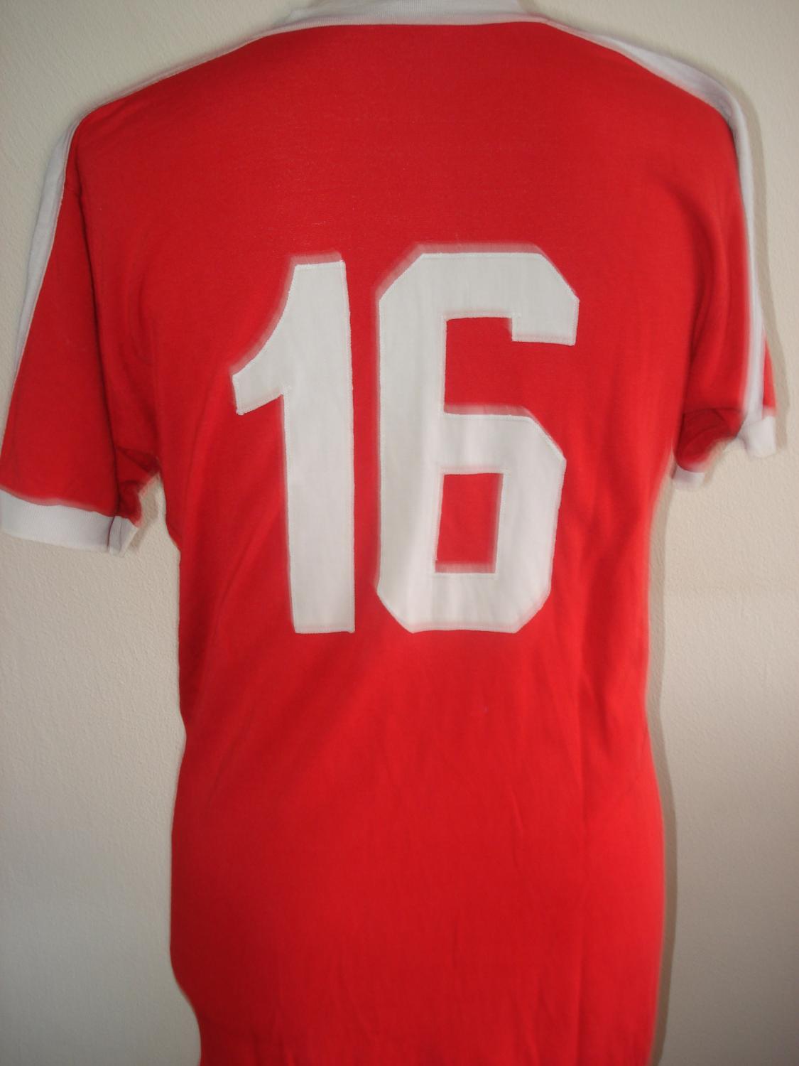 maillot équipe de sbc vvv venlo domicile 1979-1980 pas cher maillot équipe de sbc vvv venlo domicile 1979-1980 pas cher