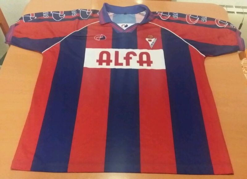 maillot équipe de sd eibar domicile 2000-2001 rétro