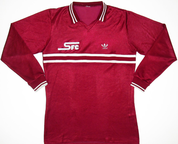 maillot équipe de servette fc domicile 1983-1984 pas cher
