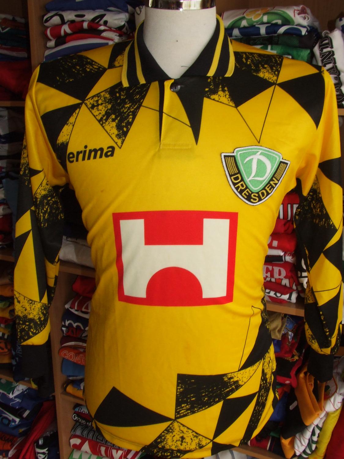 maillot équipe de sg dynamo dresde domicile 1995-1996 rétro