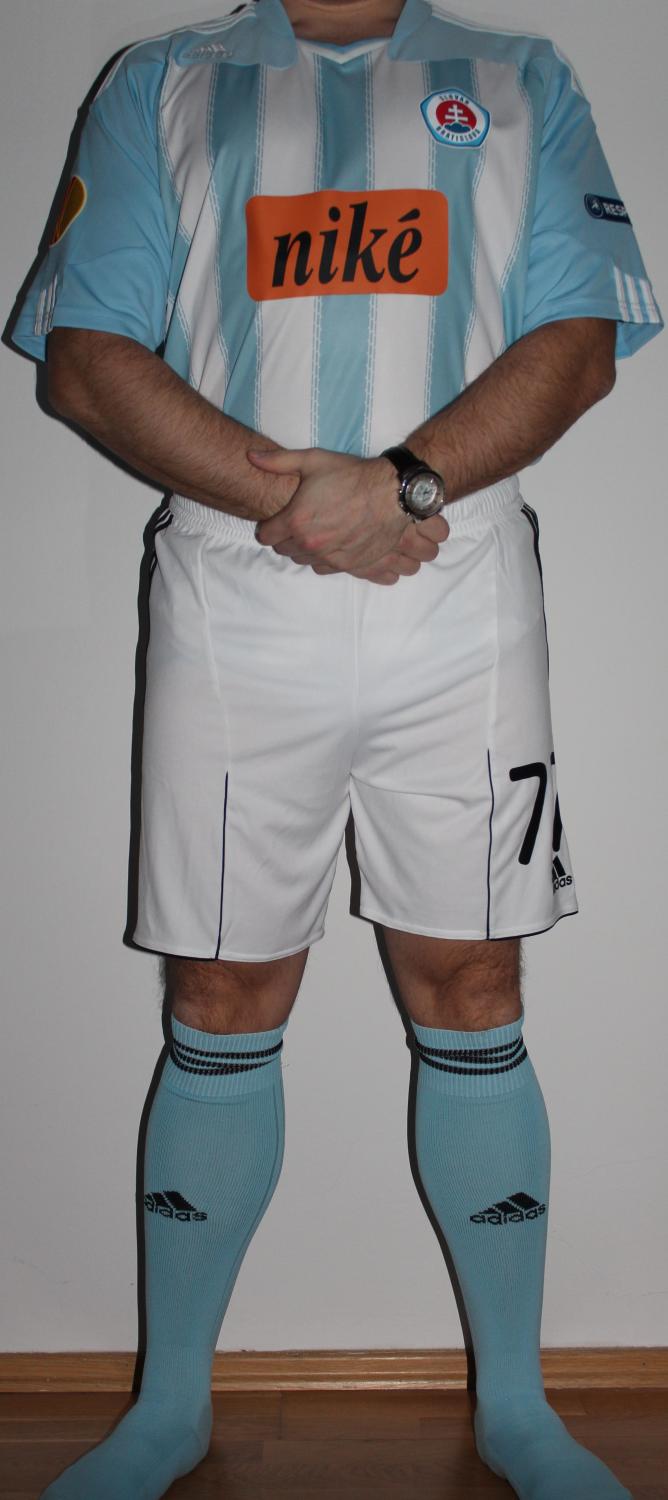 maillot équipe de slovan bratislava domicile 2011-2012 rétro