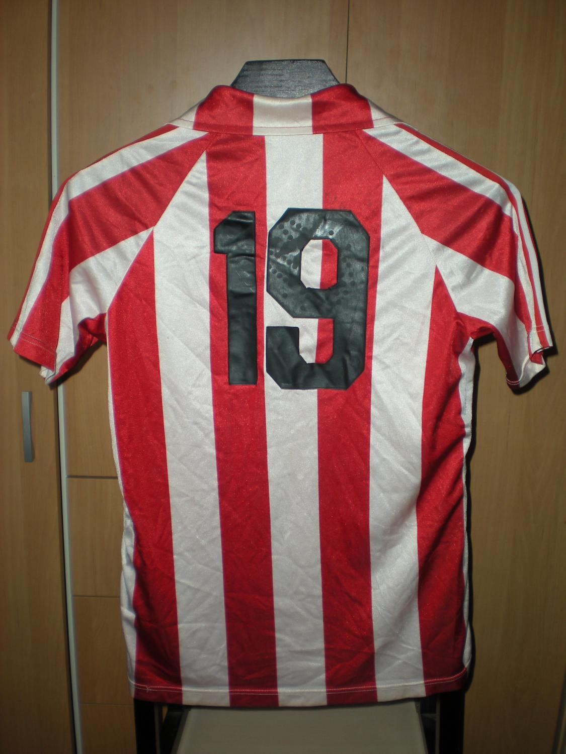 maillot équipe de sporting de gijón domicile 1982-1986 rétro maillot équipe de sporting de gijón domicile 1982-1986 rétro