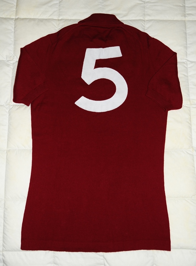 maillot équipe de torino fc domicile 1983-1984 rétro maillot équipe de torino fc domicile 1983-1984 rétro