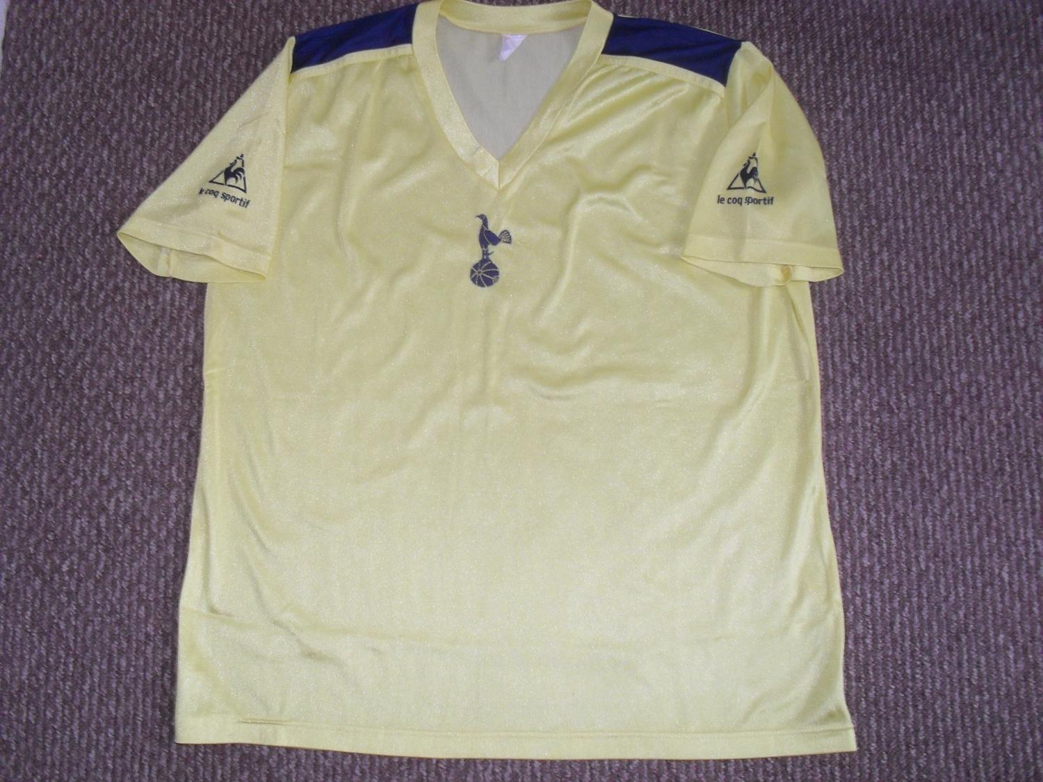 maillot équipe de tottenham hotspur exterieur 1980-1982 pas cher maillot équipe de tottenham hotspur exterieur 1980-1982 pas cher
