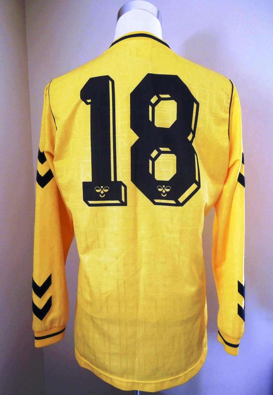maillot équipe de tottenham hotspur exterieur 1988-1991 rétro maillot équipe de tottenham hotspur exterieur 1988-1991 rétro