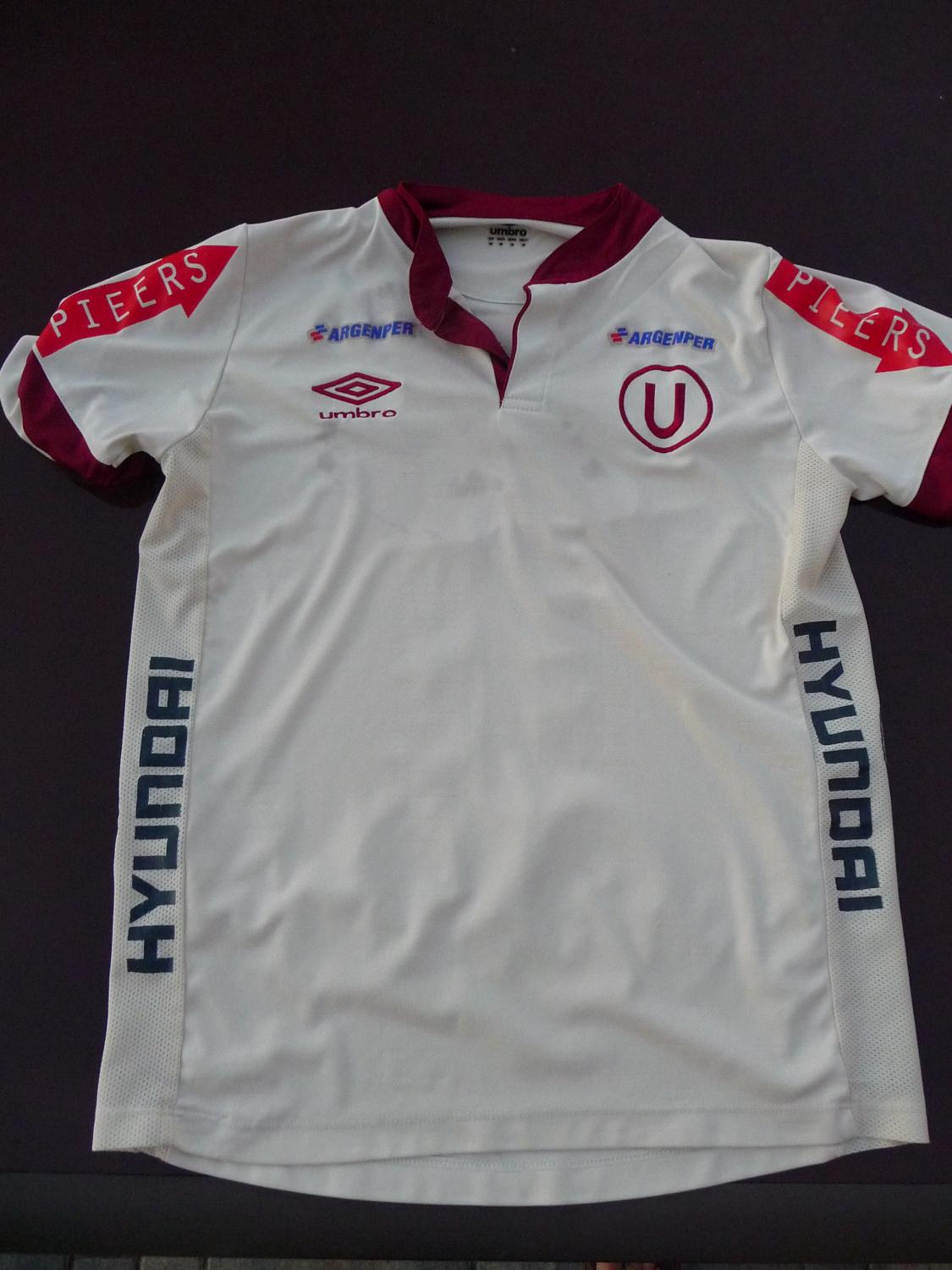 maillot équipe de universitario domicile 2013-2014 rétro