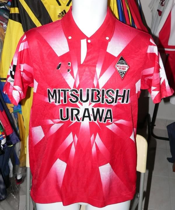 maillot équipe de urawa red diamonds domicile 1996 rétro